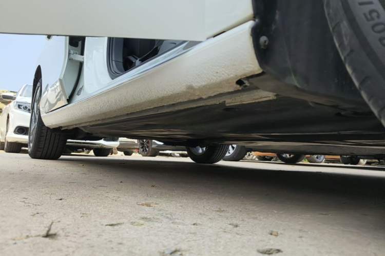 Used Volkswagen Lamando 2024 Lingdu L 200TSI DSG Trendy & Spicy Edition Right Side Sill