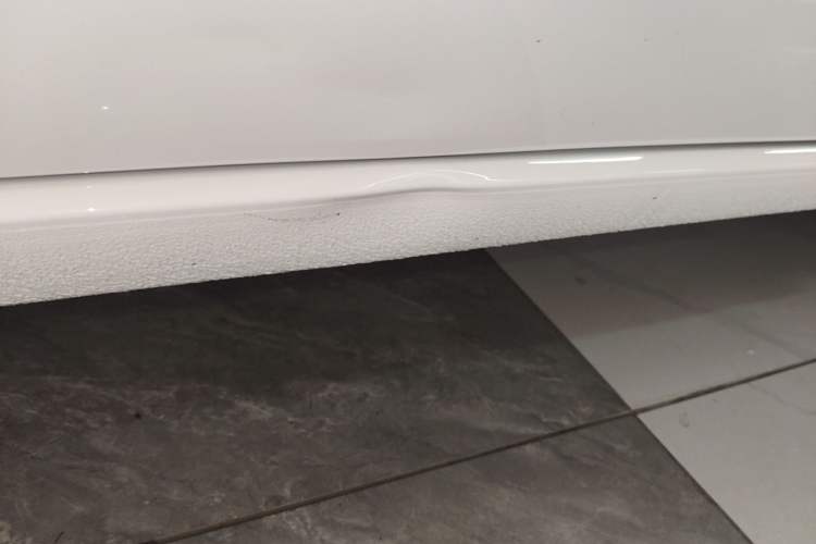 Used Volkswagen Lamando 2024 Lavida L 280TSI DSG Cool & Spicy Edition Right Side Sill