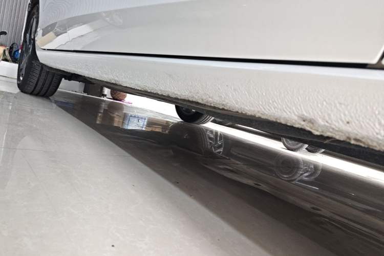Used Volkswagen Lamando 2024 Lavida L 280TSI DSG Spicy Edition Right Side Sill