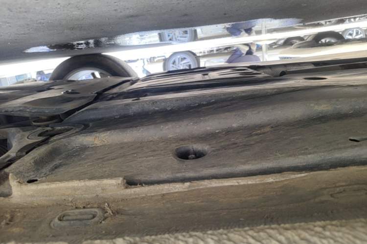 Used Volkswagen Lamando 2024 Lingdu L 200TSI DSG Trendy & Spicy Edition Right Side Sill