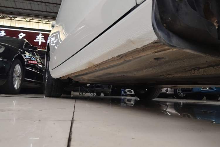 Used Volkswagen Lamando 2024 Lingdu L 200TSI DSG Trendy & Spicy Edition Right Side Sill