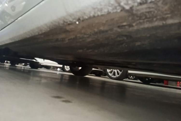 Used Volkswagen Lamando 2024 Lingdu L 200TSI DSG Trendy & Spicy Edition Right Side Sill