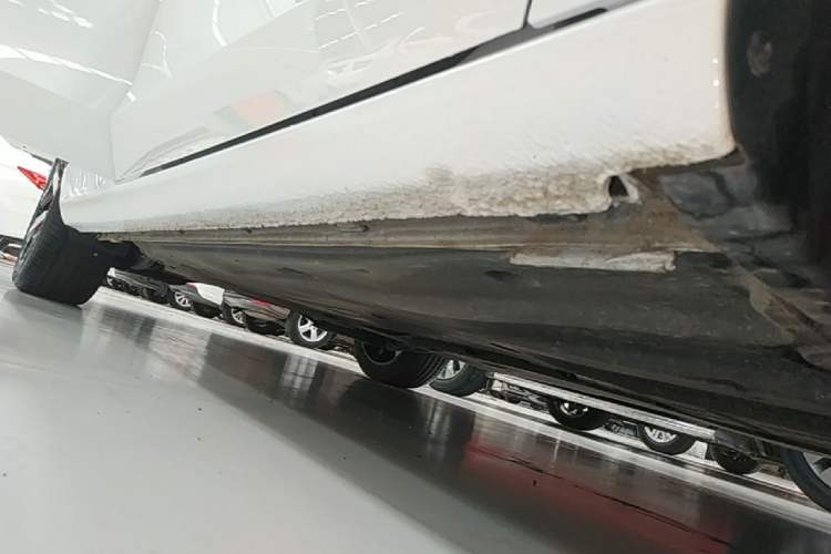 Used Volkswagen Lamando 2024 Lavida L 280TSI DSG Cool & Spicy Edition Right Side Sill