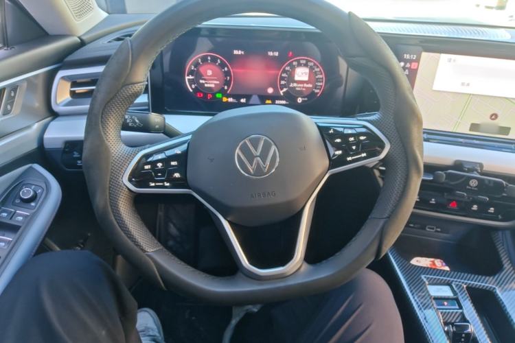 Used Volkswagen Lamando 2024 Lavida L 280TSI DSG Cool & Spicy Edition Steering Wheel