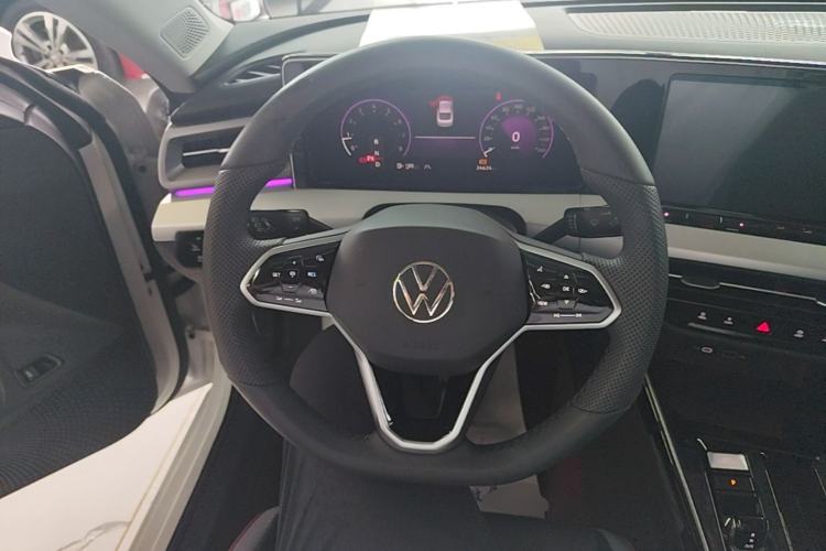 Used Volkswagen Lamando 2024 Lavida L 280TSI DSG Cool & Spicy Edition Steering Wheel