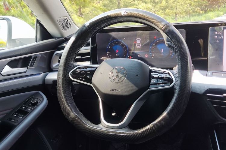 Used Volkswagen Lamando 2024 Lavida L 280TSI DSG Cool & Spicy Edition Steering Wheel