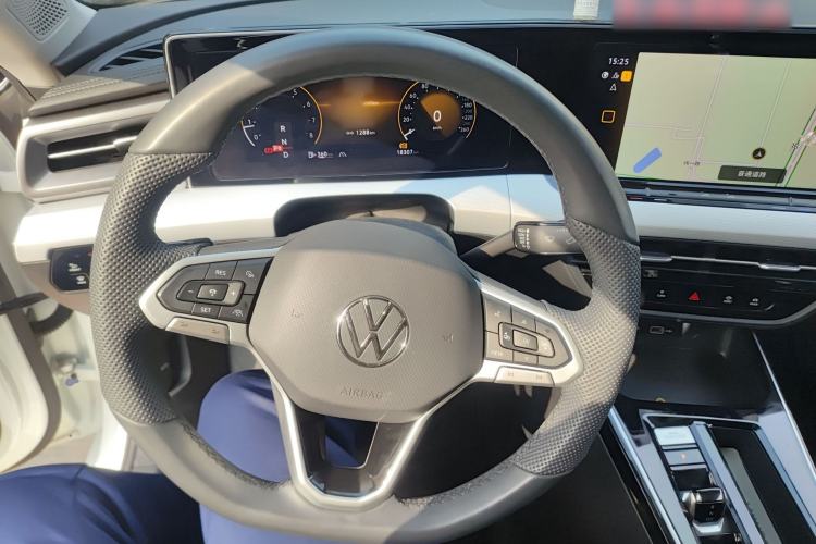 Used Volkswagen Lamando 2024 Lavida L 280TSI DSG Cool & Spicy Edition Steering Wheel