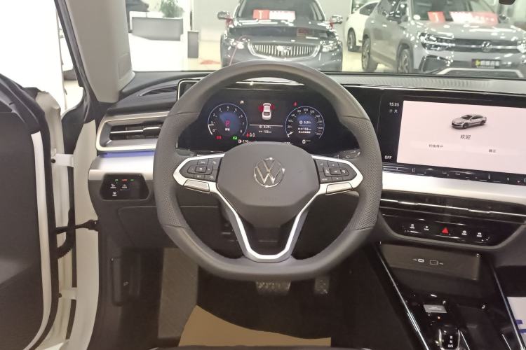 Used Volkswagen Lamando 2024 Lavida L 280TSI DSG Cool & Spicy Edition Steering Wheel