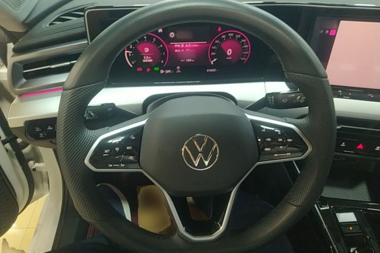 Used Volkswagen Lamando 2024 Lavida L 280TSI DSG Cool & Spicy Edition Steering Wheel