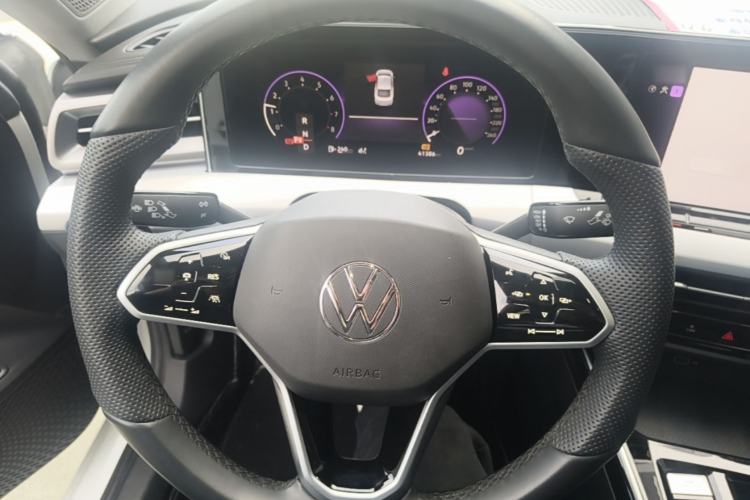Used Volkswagen Lamando 2024 Lavida L 280TSI DSG Cool & Spicy Edition Steering Wheel