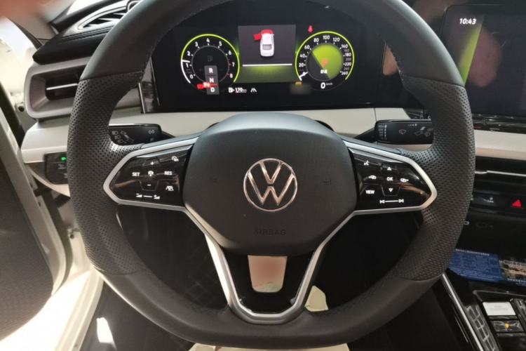 Used Volkswagen Lamando 2024 Lavida L 280TSI DSG Cool & Spicy Edition Steering Wheel