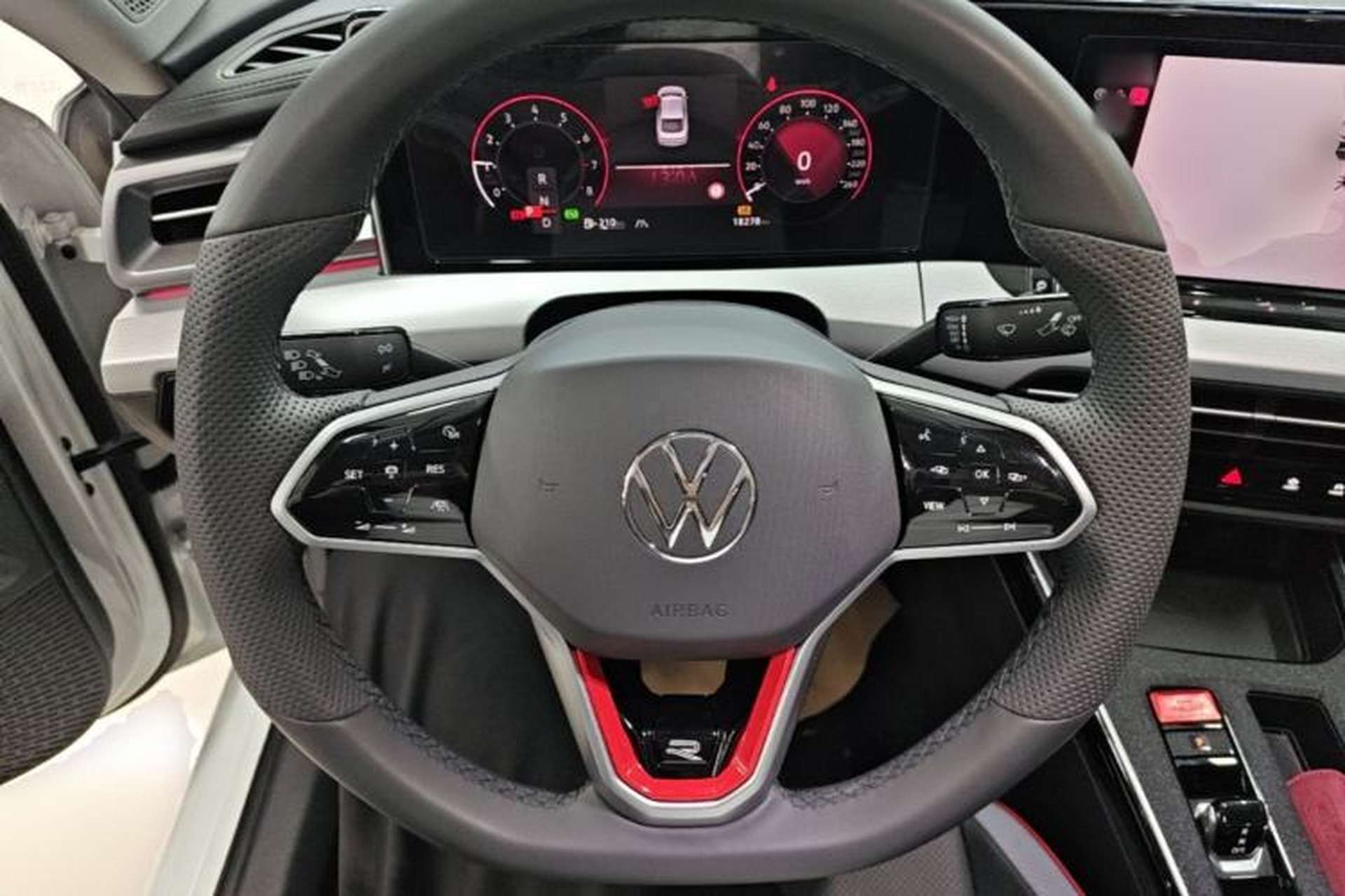 Used Volkswagen Lamando 2024 Lavida L 280TSI DSG Cool & Spicy Edition Steering Wheel