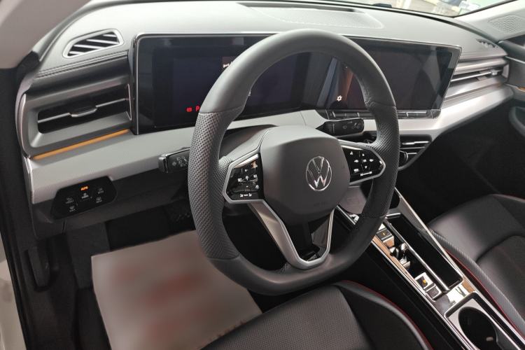 Used Volkswagen Lamando 2024 Lavida L 280TSI DSG Cool & Spicy Edition Steering Wheel