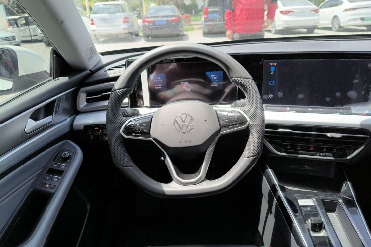 Used Volkswagen Lamando 2024 Lavida L 280TSI DSG Cool & Spicy Edition Steering Wheel