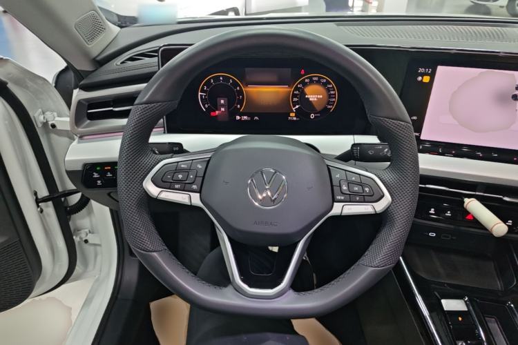 Used Volkswagen Lamando 2024 Lavida L 280TSI DSG Cool & Spicy Edition Steering Wheel