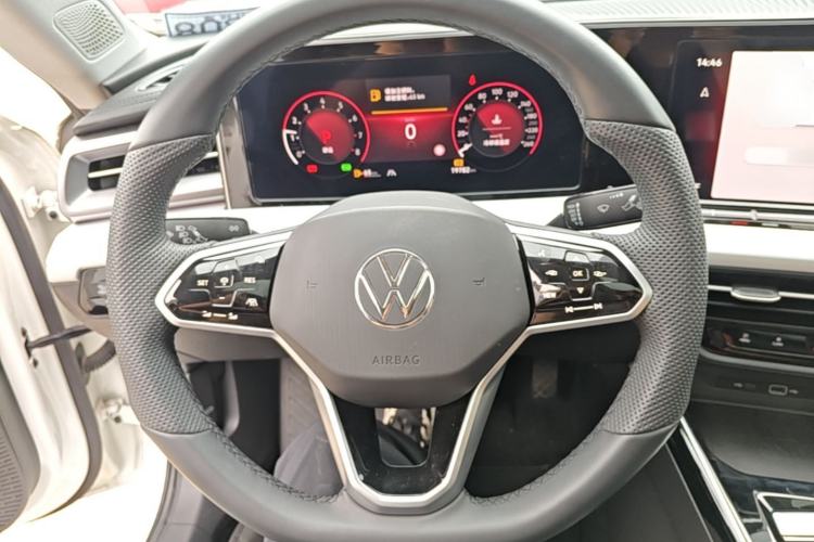 Used Volkswagen Lamando 2024 Lavida L 280TSI DSG Cool & Spicy Edition Steering Wheel