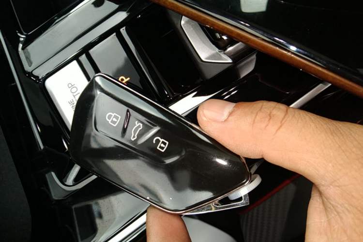 Used Volkswagen Lamando 2024 Lavida L 280TSI DSG Cool & Spicy Edition Vehicle Key