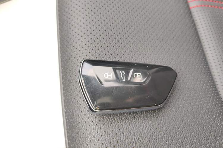 Used Volkswagen Lamando 2024 Lavida L 280TSI DSG Cool & Spicy Edition Vehicle Key