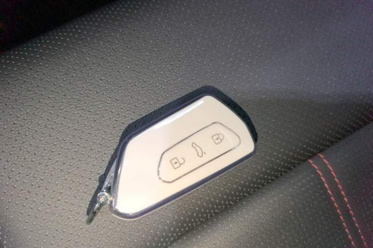 Used Volkswagen Lamando 2024 Lavida L 280TSI DSG Cool & Spicy Edition Vehicle Key
