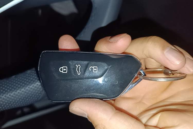 Used Volkswagen Lamando 2024 Lavida L 280TSI DSG Cool & Spicy Edition Vehicle Key
