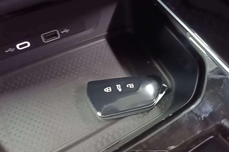 Used Volkswagen Lamando 2024 Lavida L 280TSI DSG Cool & Spicy Edition Vehicle Key