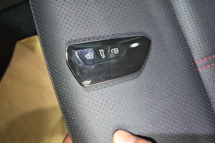 Used Volkswagen Lamando 2024 Lavida L 280TSI DSG Cool & Spicy Edition Vehicle Key