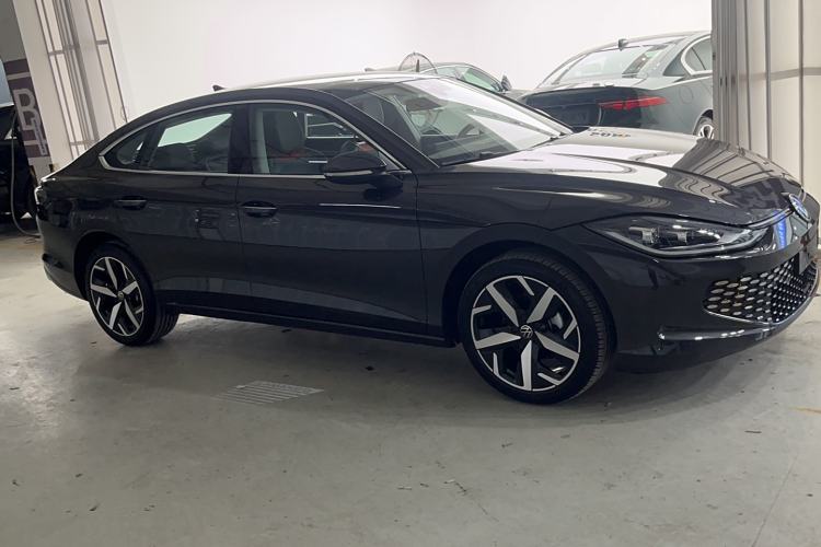 Used Volkswagen Lamando 2025 Lavida L 280TSI DSG Cool & Spicy Edition Exterior 2