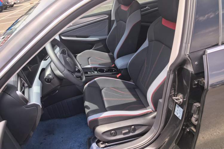 Used Volkswagen Lamando 2025 Lavida L 280TSI DSG Cool & Spicy Edition Left Front Seat