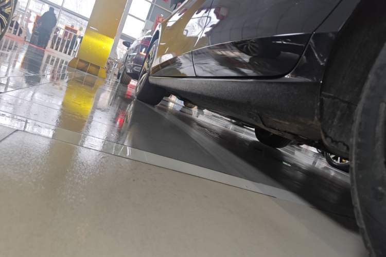 Used Volkswagen Lamando 2025 Lavida L 280TSI DSG Cool & Spicy Edition Left Side Sill
