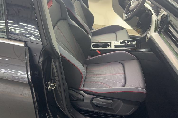 Used Volkswagen Lamando 2025 Lavida L 280TSI DSG Cool & Spicy Edition Right Front Seat