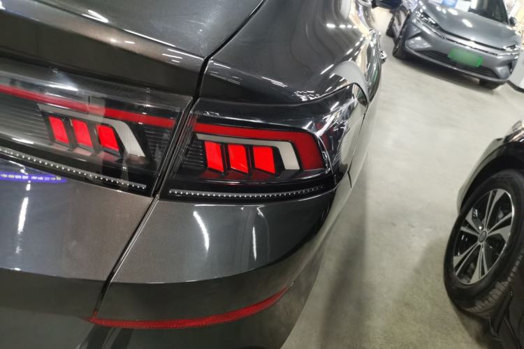Used Volkswagen Lamando 2025 Lavida L 280TSI DSG Spicy Edition Right Rear Taillight