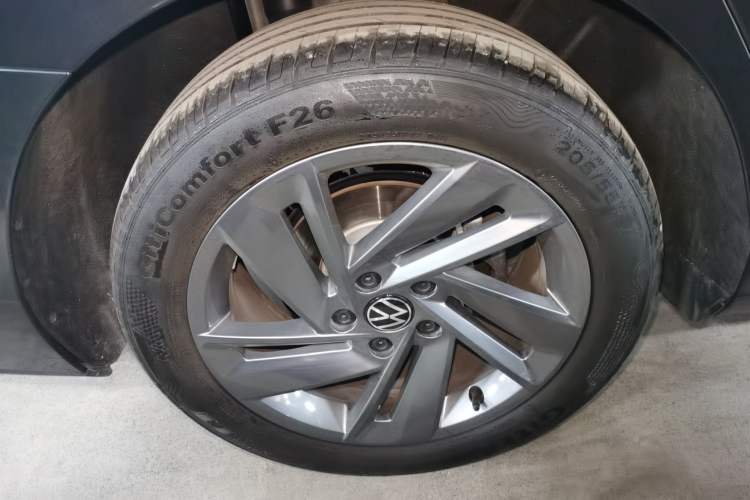 Used Volkswagen Lamando 2025 Lavida L 280TSI DSG Spicy Edition Right Rear Wheel Hub