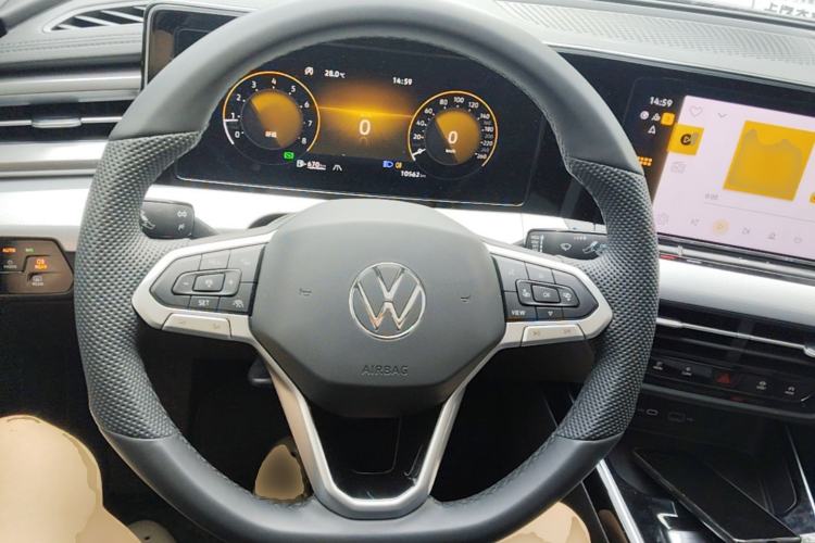 Used Volkswagen Lamando 2025 Lavida L 280TSI DSG Cool & Spicy Edition Steering Wheel