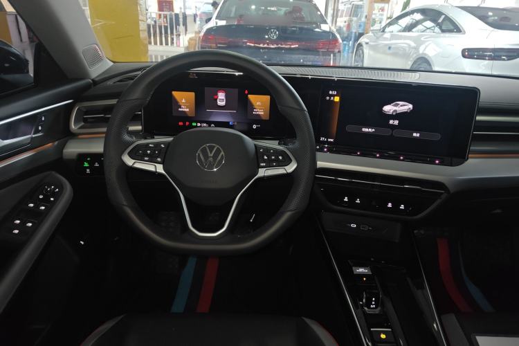 Used Volkswagen Lamando 2025 Lavida L 280TSI DSG Cool & Spicy Edition Steering Wheel