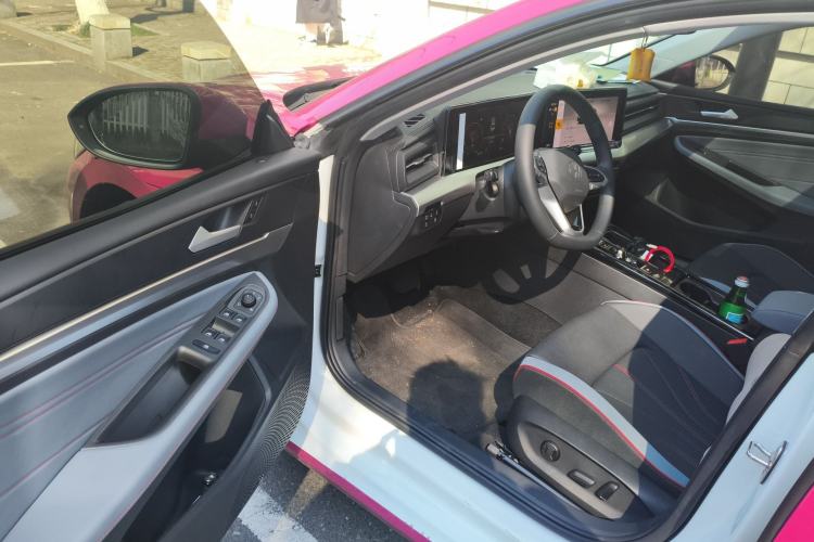 Used Volkswagen Lamando 2025 Lavida L 280TSI DSG Spicy Edition Interior 3
