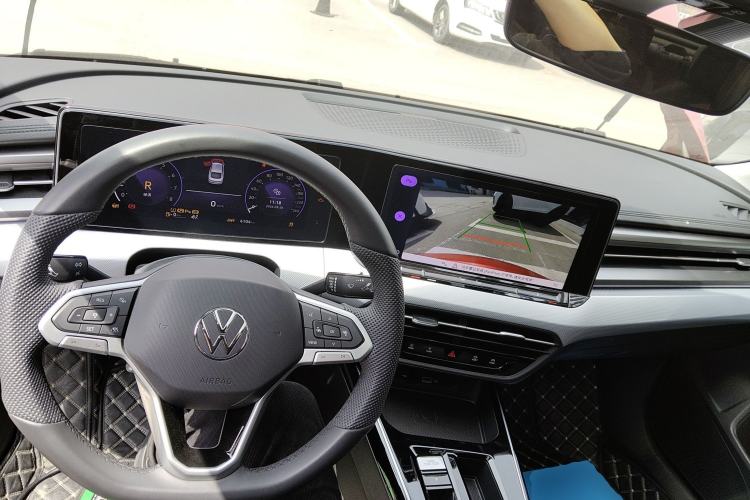 Used Volkswagen Lamando 2025 Lavida L 280TSI DSG Cool & Spicy Edition Center Console