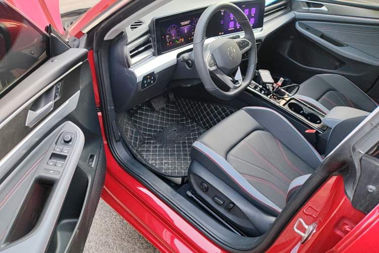 Used Volkswagen Lamando 2025 Lavida L 280TSI DSG Cool & Spicy Edition Driver Seat