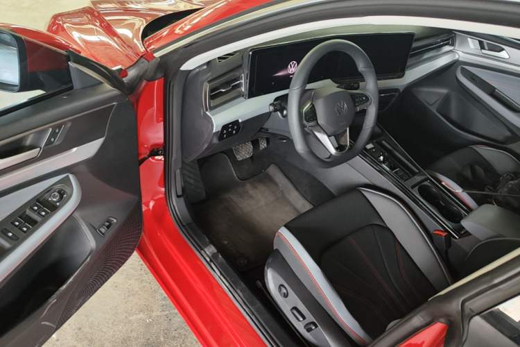 Used Volkswagen Lamando 2025 Lavida L 280TSI DSG Cool & Spicy Edition Driver Seat