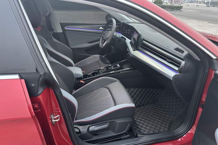 Used Volkswagen Lamando 2025 Lavida L 280TSI DSG Cool & Spicy Edition Interior 8