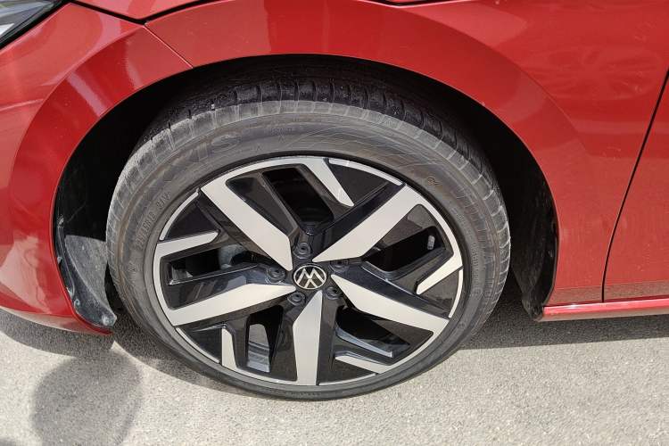 Used Volkswagen Lamando 2025 Lavida L 280TSI DSG Cool & Spicy Edition Left Front Wheel Hub