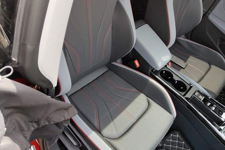 Used Volkswagen Lamando 2025 Lavida L 280TSI DSG Cool & Spicy Edition Right Front Seat
