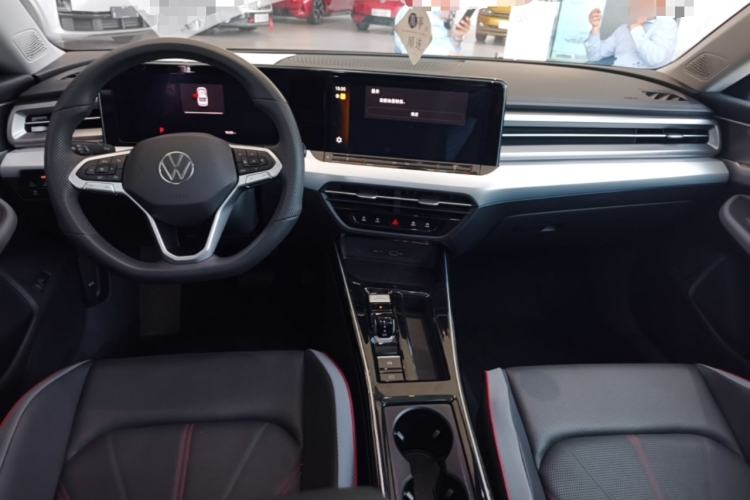Used Volkswagen Lamando 2025 Lavida L 280TSI DSG Cool & Spicy Edition Center Console