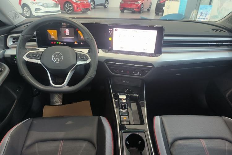 Used Volkswagen Lamando 2025 Lavida L 280TSI DSG Cool & Spicy Edition Center Console