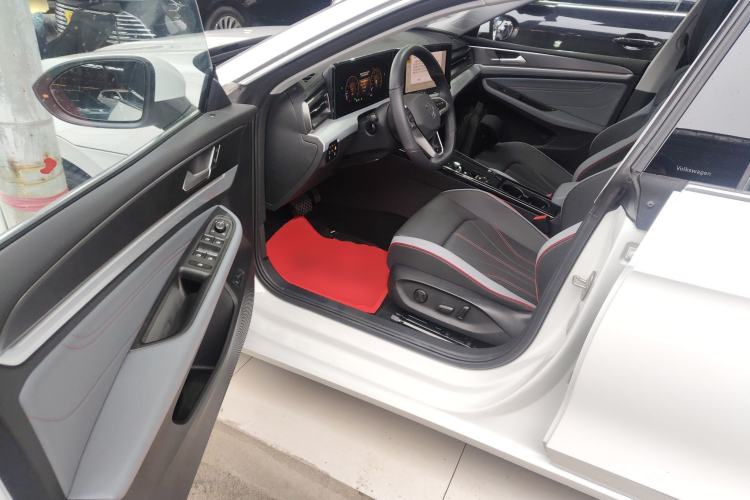 Used Volkswagen Lamando 2025 Lavida L 280TSI DSG Cool & Spicy Edition Driver Seat