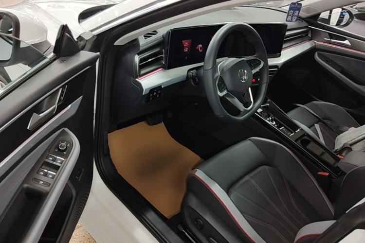 Used Volkswagen Lamando 2025 Lavida L 280TSI DSG Cool & Spicy Edition Driver Seat