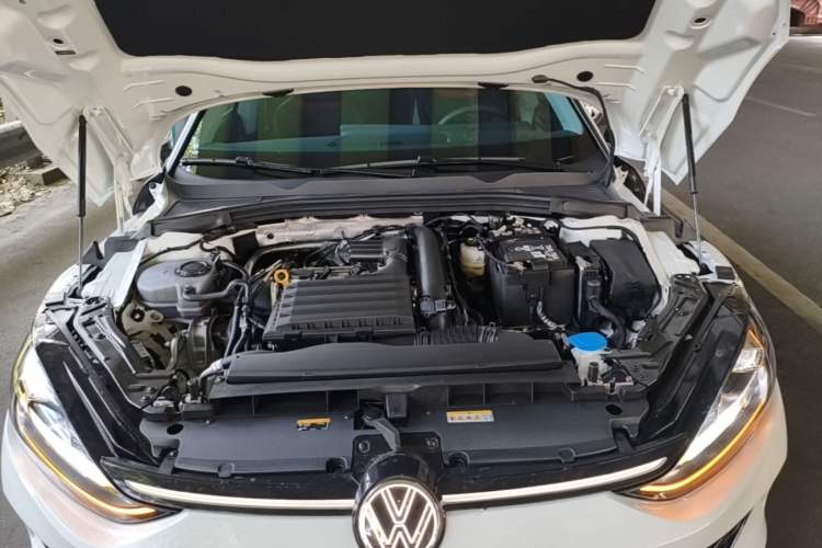 Used Volkswagen Lamando 2025 Lavida L 280TSI DSG Spicy Edition Engine Bay