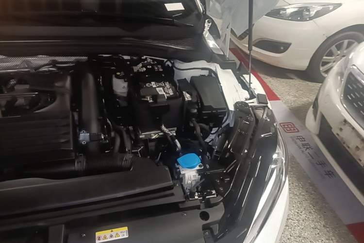 Used Volkswagen Lamando 2025 Lavida L 280TSI DSG Cool & Spicy Edition Engine Bay Left