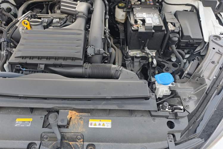 Used Volkswagen Lamando 2025 Lavida L 280TSI DSG Cool & Spicy Edition Engine Bay Left