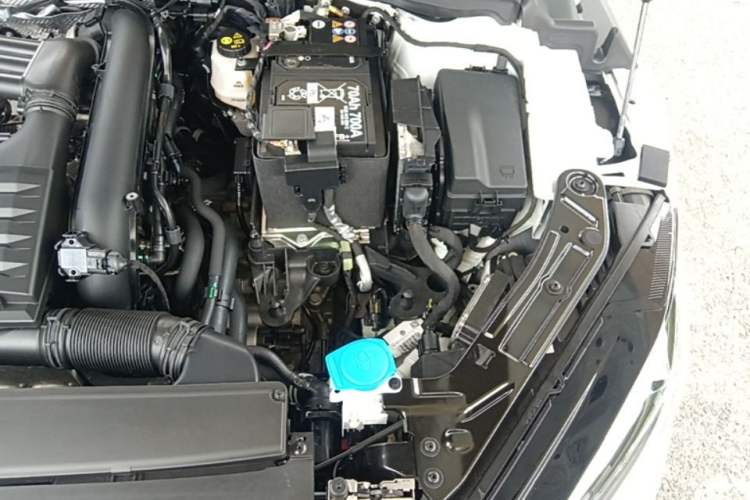 Used Volkswagen Lamando 2025 Lavida L 280TSI DSG Cool & Spicy Edition Engine Bay Left