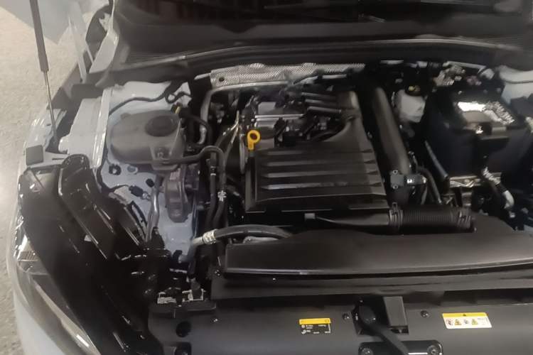 Used Volkswagen Lamando 2025 Lavida L 280TSI DSG Cool & Spicy Edition Engine Bay Right